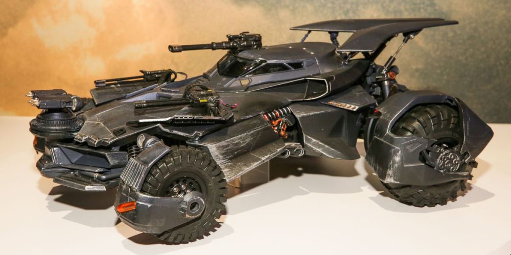 justice-league-batmobile