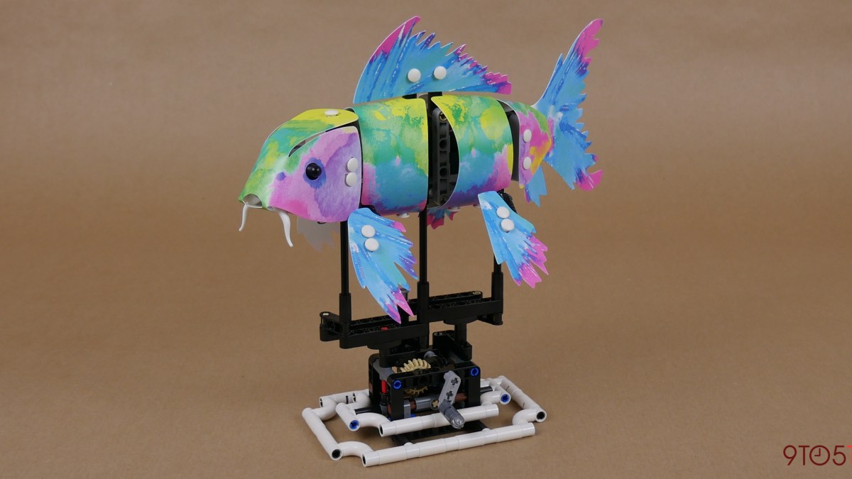 LEGO Forma Koi Fish front