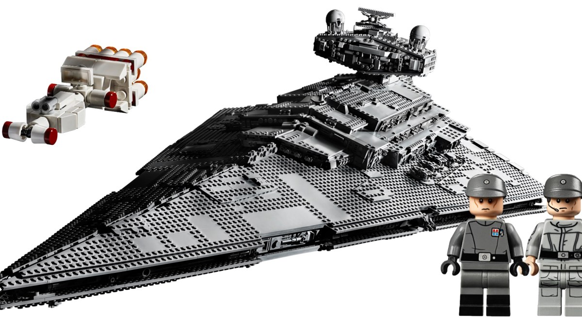 LEGO Imperial Star Destroyer 