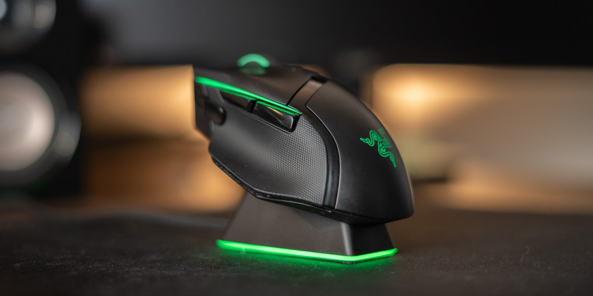 Razer Basilisk Ultimate on charging dock