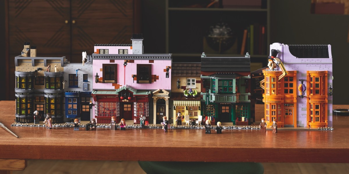 LEGO Diagon Alley