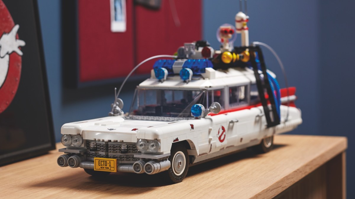 LEGO Ghostbusters ECTO-1