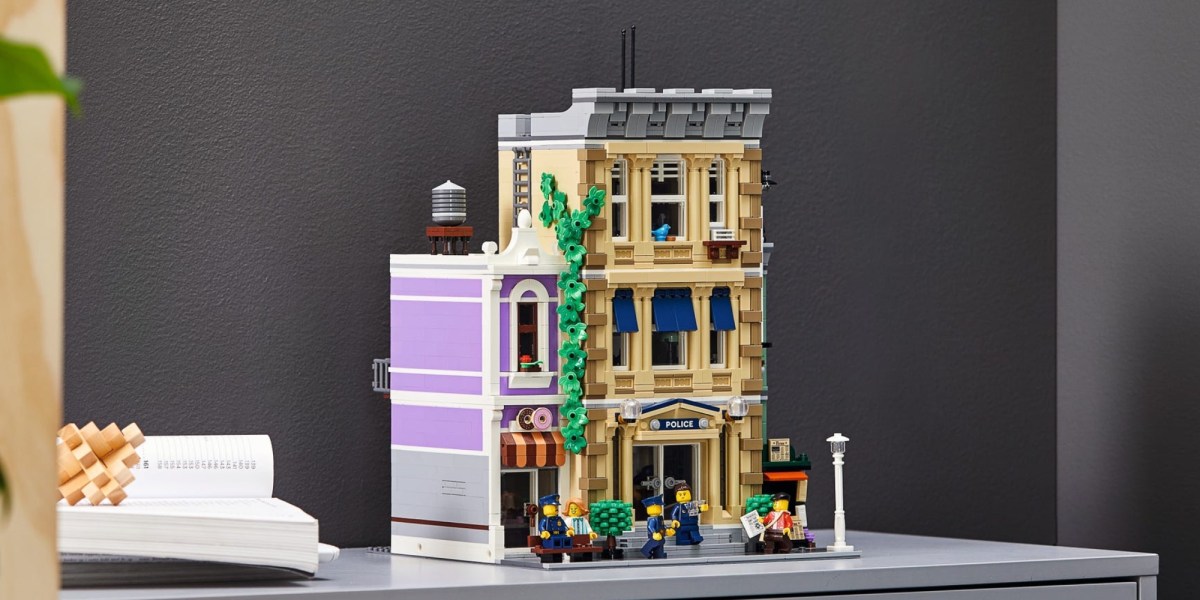 LEGO Police Station