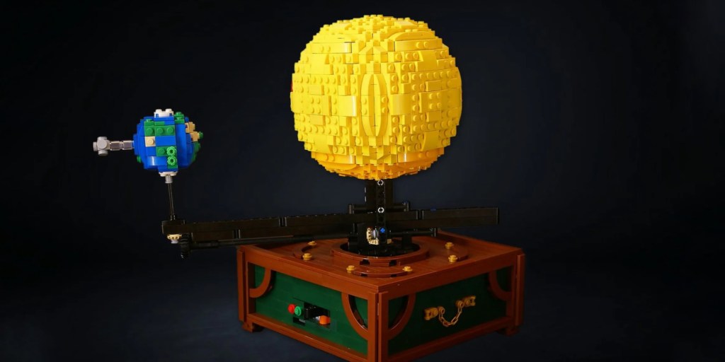 LEGO orrery