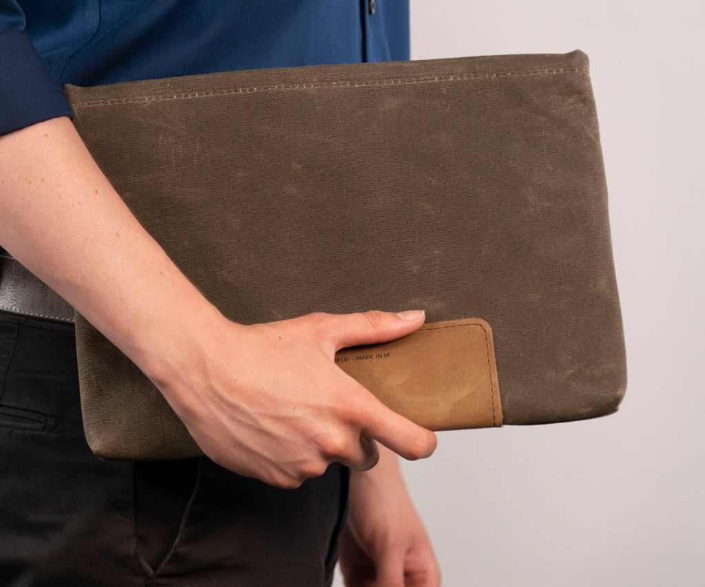 M2 MacBook Air sleeve