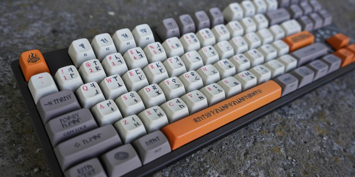 Drop  LOTR Dwarvish mechanical Keyboard