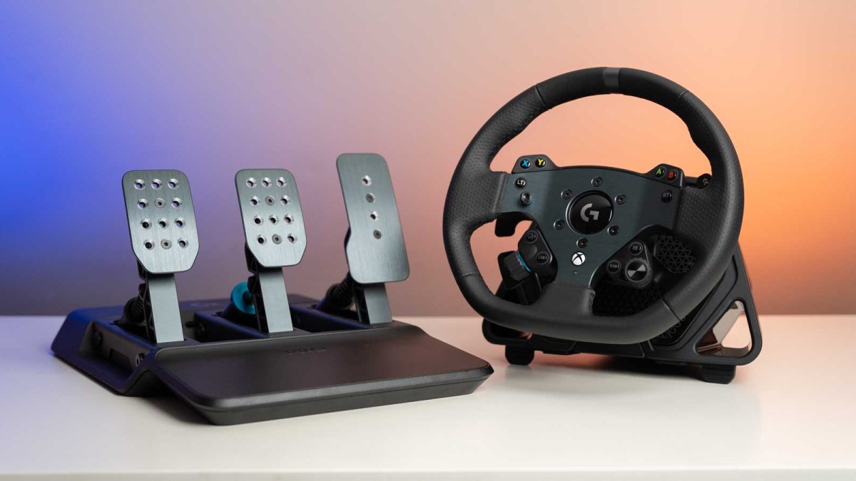 logitech-pro-racing-wheel-pedals