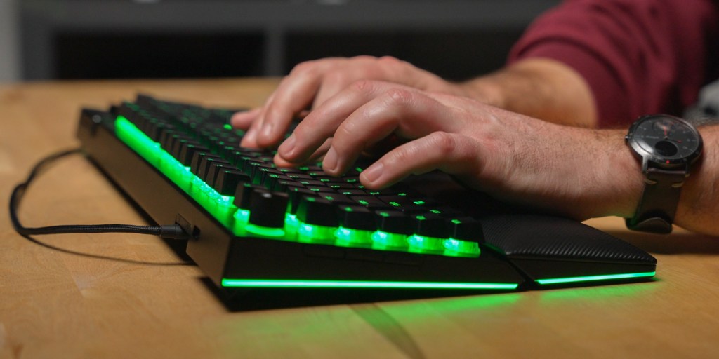 Typing on the Razer keyboard