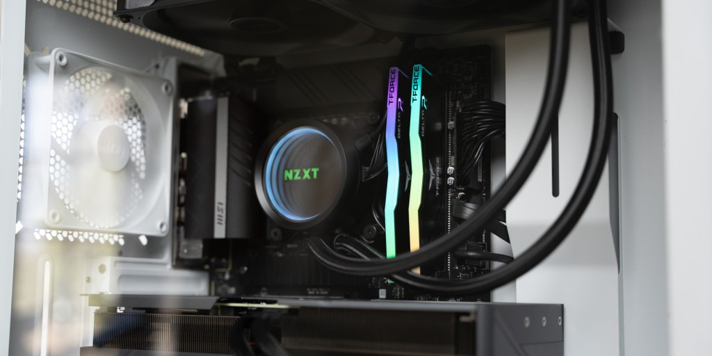 NZXT Player Three internals