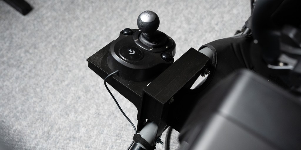 playseat trophy shifter mount