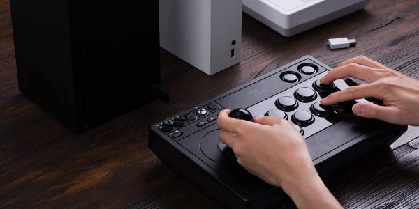 8Bitdo Xbox Arcade Stick controller