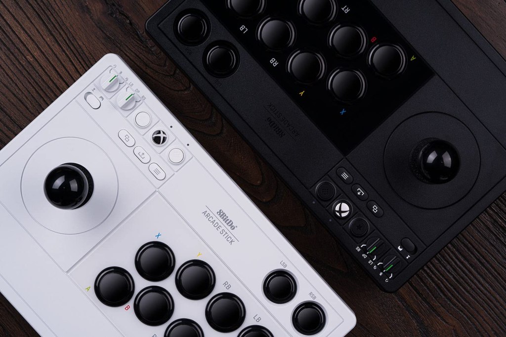 8Bitdo Xbox Arcade Stick controller