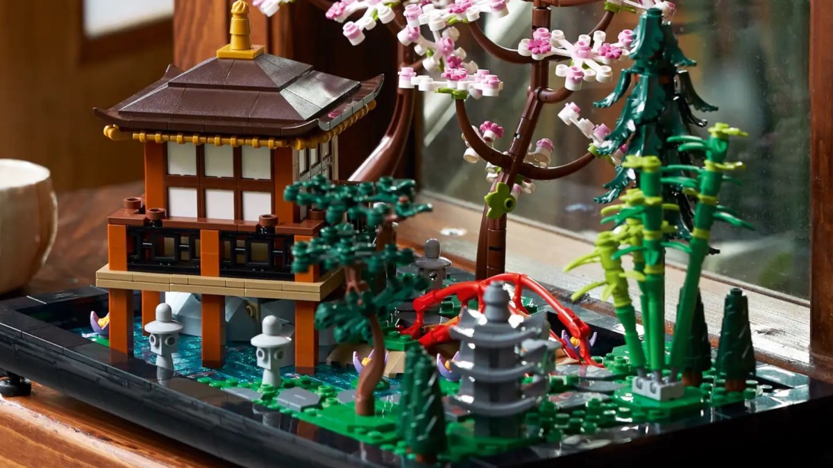 LEGO Tranquil Garden