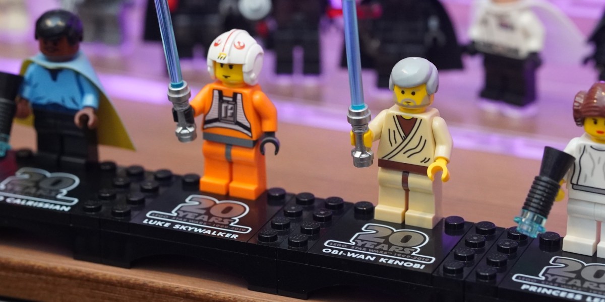 LEGO Star Wars 25th anniversary