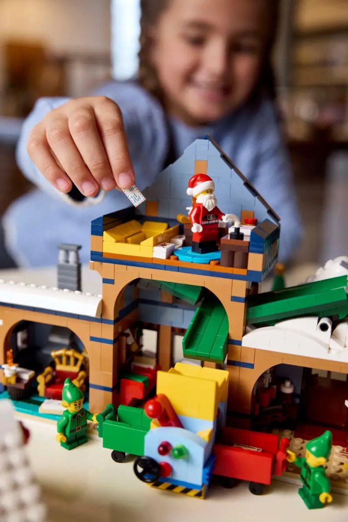 LEGO Santa's Post Office