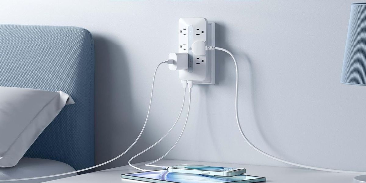 Image showing Anker's 10-in-1 outlet extender in white.